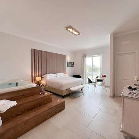 Bed & Breakfast Dimora Bianca 4*