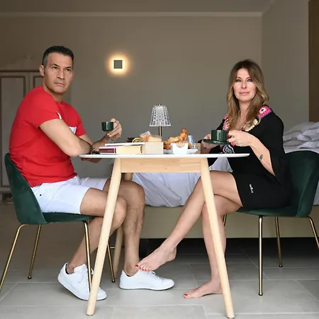 Dimora Bianca Couette-café 4*